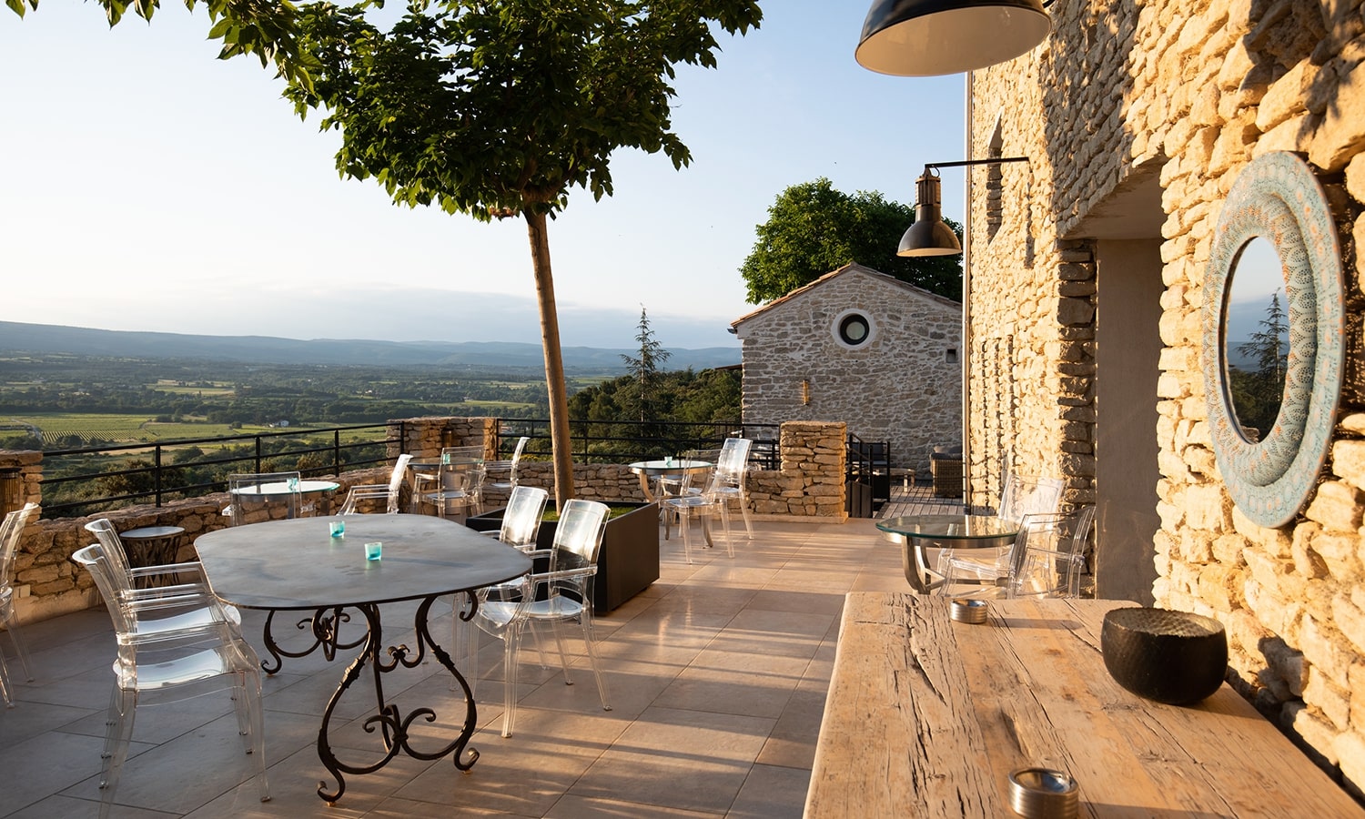La Maison de Crillon - Hotel de charme avec vue sur le Mont Ventoux